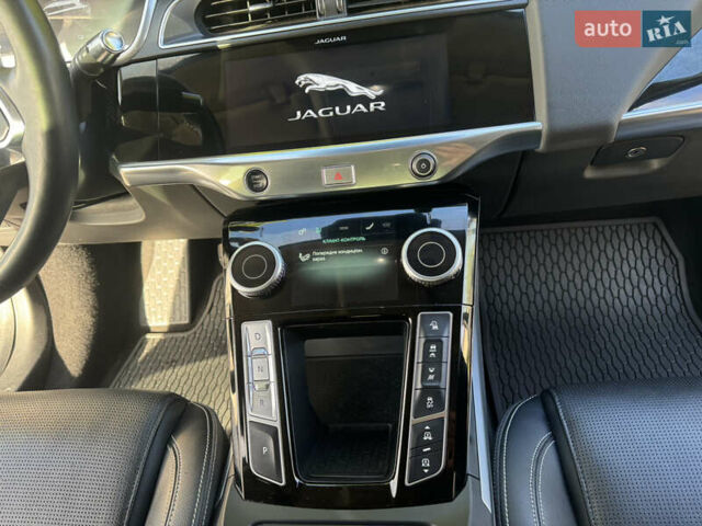 Сірий Ягуар I-Pace, об'ємом двигуна 0 л та пробігом 86 тис. км за 23599 $, фото 33 на Automoto.ua