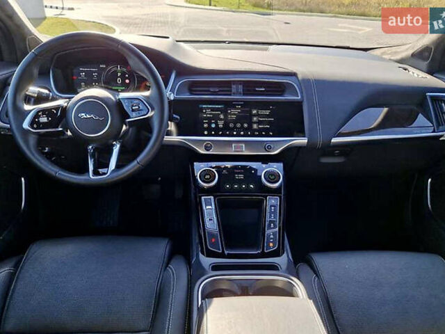 Серый Ягуар I-Pace, объемом двигателя 0 л и пробегом 44 тыс. км за 38888 $, фото 9 на Automoto.ua