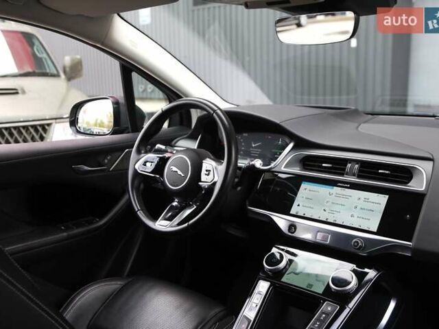 Серый Ягуар I-Pace, объемом двигателя 0 л и пробегом 90 тыс. км за 25000 $, фото 12 на Automoto.ua