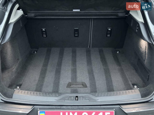 Сірий Ягуар I-Pace, об'ємом двигуна 0 л та пробігом 54 тис. км за 29400 $, фото 64 на Automoto.ua