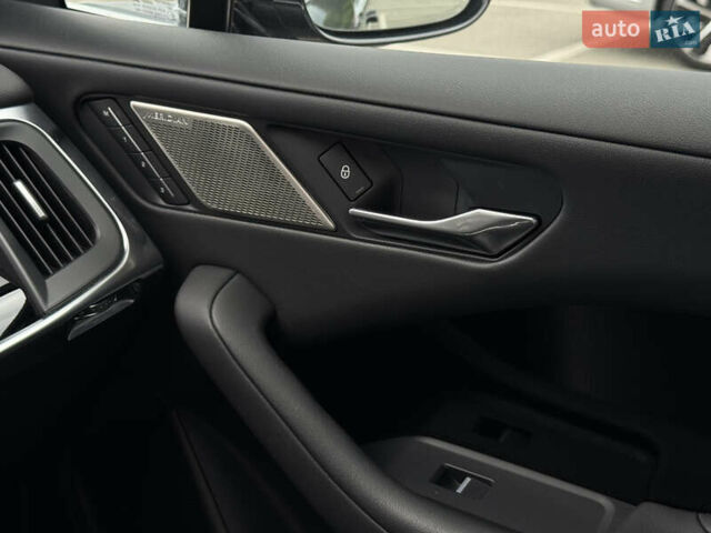 Сірий Ягуар I-Pace, об'ємом двигуна 0 л та пробігом 97 тис. км за 23400 $, фото 19 на Automoto.ua