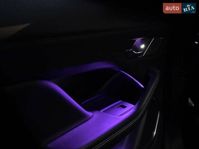 Серый Ягуар I-Pace, объемом двигателя 0 л и пробегом 163 тыс. км за 26500 $, фото 6 на Automoto.ua