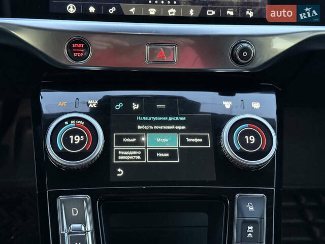 Серый Ягуар I-Pace, объемом двигателя 0 л и пробегом 144 тыс. км за 21998 $, фото 48 на Automoto.ua