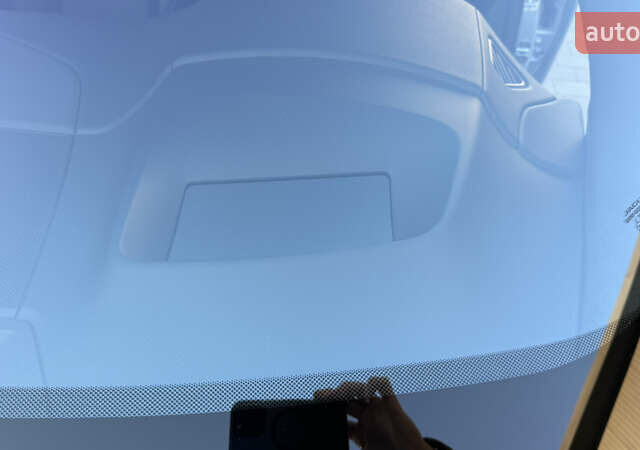 Серый Ягуар I-Pace, объемом двигателя 0 л и пробегом 87 тыс. км за 28000 $, фото 20 на Automoto.ua