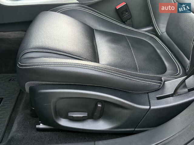 Серый Ягуар I-Pace, объемом двигателя 0 л и пробегом 88 тыс. км за 23200 $, фото 45 на Automoto.ua