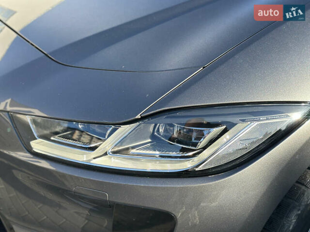Серый Ягуар I-Pace, объемом двигателя 0 л и пробегом 106 тыс. км за 22900 $, фото 14 на Automoto.ua
