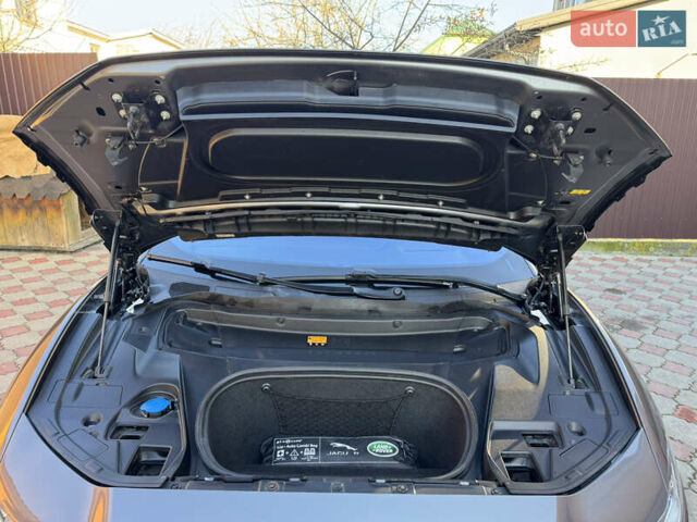 Сірий Ягуар I-Pace, об'ємом двигуна 0 л та пробігом 92 тис. км за 20999 $, фото 40 на Automoto.ua