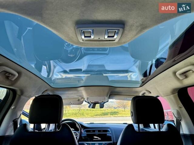 Ягуар I-Pace 2019 в Черновцах на Automoto.ua Серый Ягуар I-Pace, объемом двигателя 0 л и пробегом 76 тыс. км за 25800 $, фото 52 на Automoto.ua