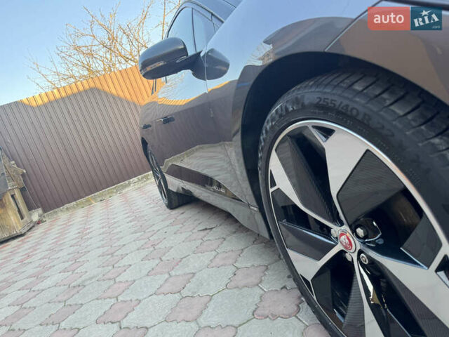 Серый Ягуар I-Pace, объемом двигателя 0 л и пробегом 120 тыс. км за 21499 $, фото 57 на Automoto.ua