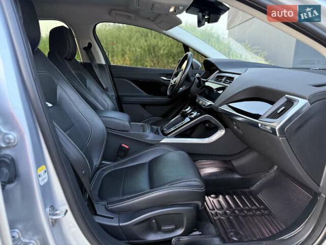 Серый Ягуар I-Pace, объемом двигателя 0 л и пробегом 144 тыс. км за 21998 $, фото 25 на Automoto.ua