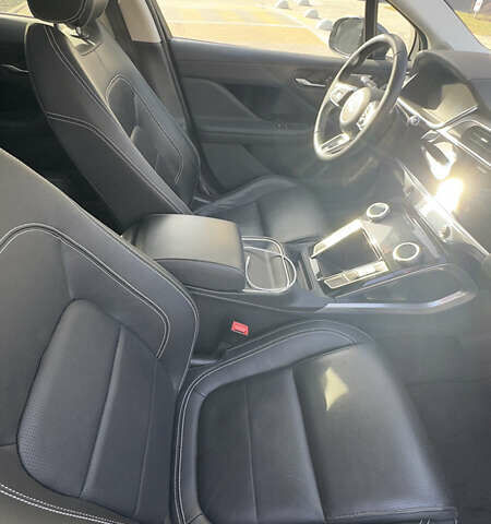 Серый Ягуар I-Pace, объемом двигателя 0 л и пробегом 74 тыс. км за 25500 $, фото 11 на Automoto.ua