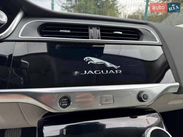 Серый Ягуар I-Pace, объемом двигателя 0 л и пробегом 80 тыс. км за 23900 $, фото 82 на Automoto.ua