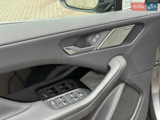 Ягуар I-Pace 2019 в Тернополе на Automoto.ua Серый Ягуар I-Pace, объемом двигателя 0 л и пробегом 128 тыс. км за 22300 $, фото 22 на Automoto.ua