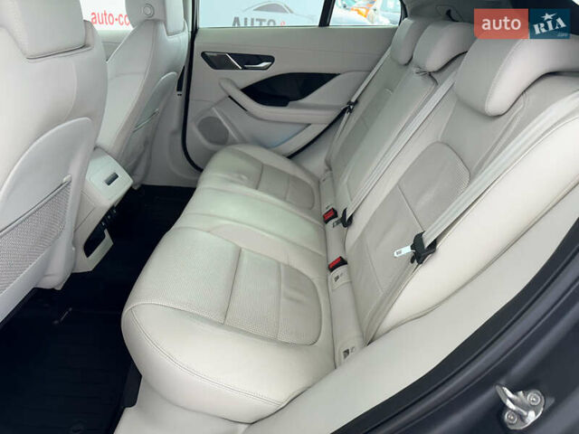Серый Ягуар I-Pace, объемом двигателя 0 л и пробегом 68 тыс. км за 28950 $, фото 9 на Automoto.ua