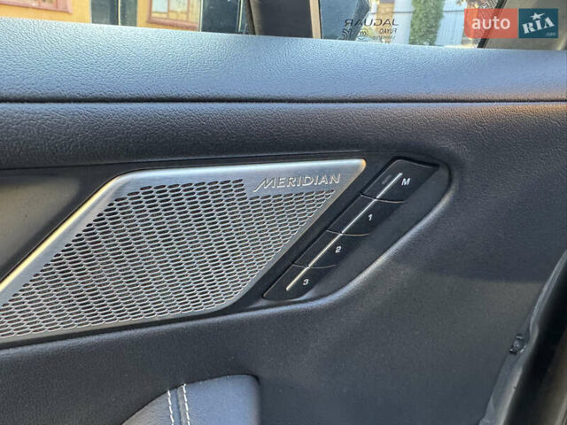 Сірий Ягуар I-Pace, об'ємом двигуна 0 л та пробігом 92 тис. км за 20999 $, фото 12 на Automoto.ua