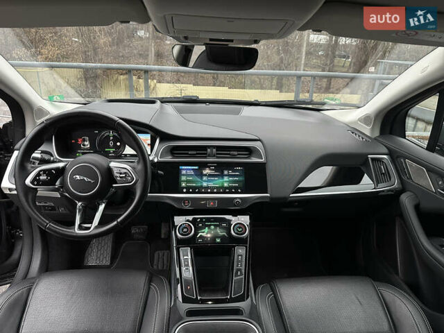 Серый Ягуар I-Pace, объемом двигателя 0 л и пробегом 94 тыс. км за 22900 $, фото 64 на Automoto.ua