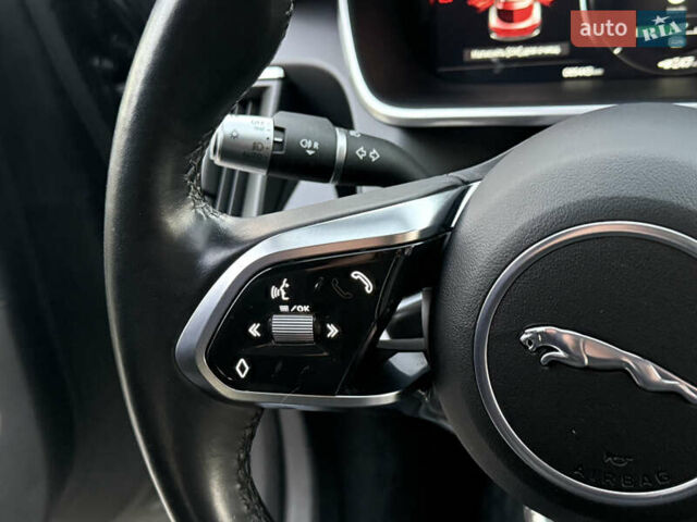 Серый Ягуар I-Pace, объемом двигателя 0 л и пробегом 88 тыс. км за 23200 $, фото 33 на Automoto.ua