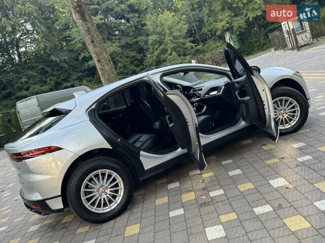 Серый Ягуар I-Pace, объемом двигателя 0 л и пробегом 158 тыс. км за 22950 $, фото 128 на Automoto.ua