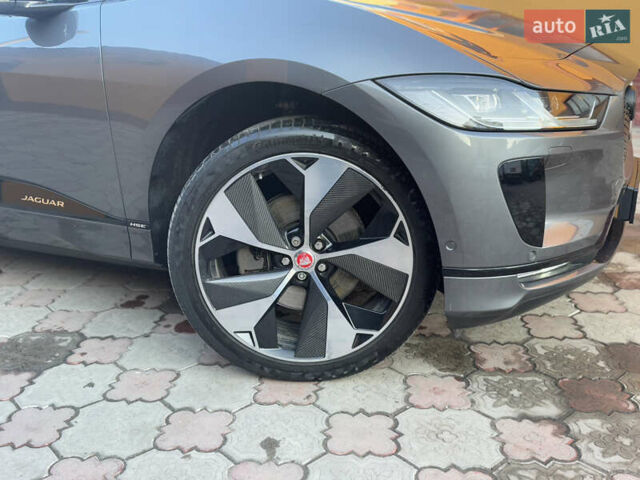 Серый Ягуар I-Pace, объемом двигателя 0 л и пробегом 120 тыс. км за 21499 $, фото 70 на Automoto.ua