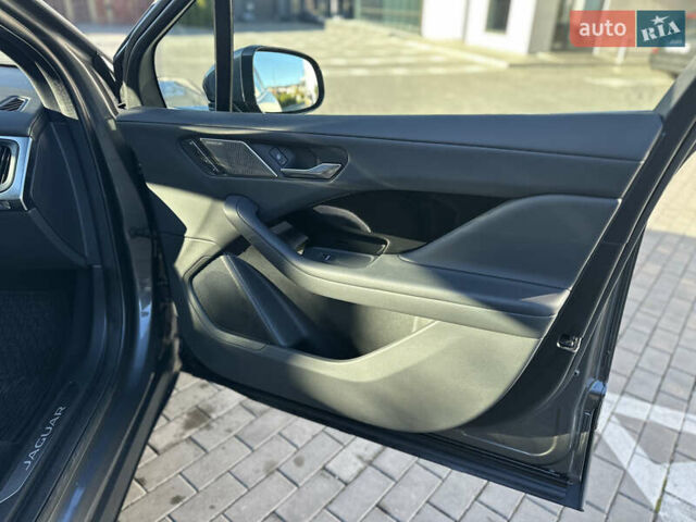 Серый Ягуар I-Pace, объемом двигателя 0 л и пробегом 106 тыс. км за 22900 $, фото 33 на Automoto.ua
