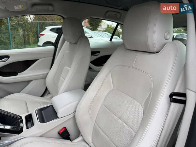 Серый Ягуар I-Pace, объемом двигателя 0 л и пробегом 80 тыс. км за 23900 $, фото 77 на Automoto.ua