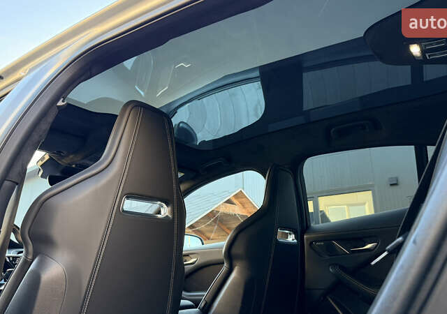Серый Ягуар I-Pace, объемом двигателя 0 л и пробегом 87 тыс. км за 28300 $, фото 15 на Automoto.ua