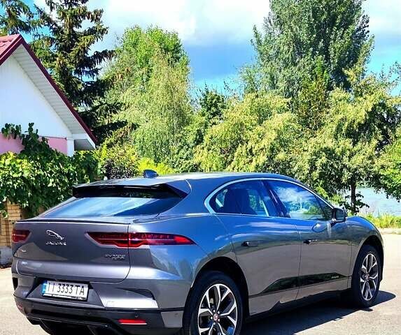 Серый Ягуар I-Pace, объемом двигателя 0 л и пробегом 90 тыс. км за 26500 $, фото 6 на Automoto.ua