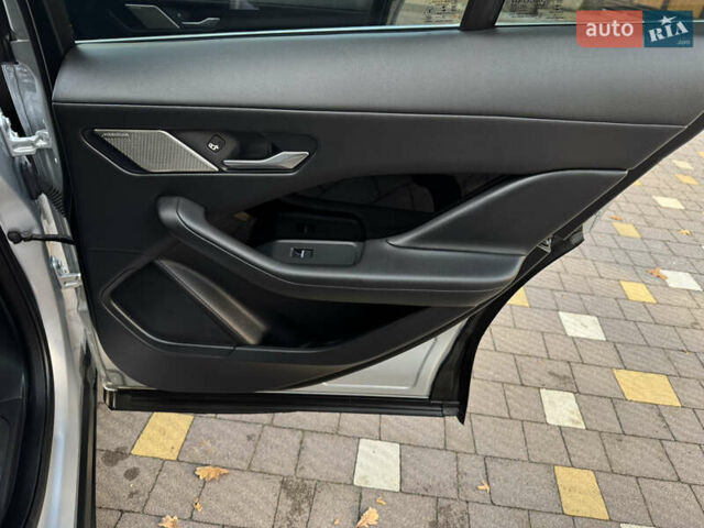 Серый Ягуар I-Pace, объемом двигателя 0 л и пробегом 158 тыс. км за 22950 $, фото 152 на Automoto.ua