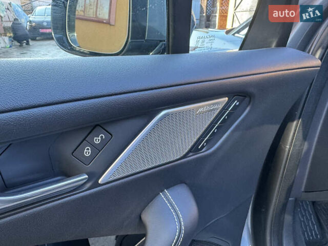 Сірий Ягуар I-Pace, об'ємом двигуна 0 л та пробігом 92 тис. км за 20999 $, фото 11 на Automoto.ua