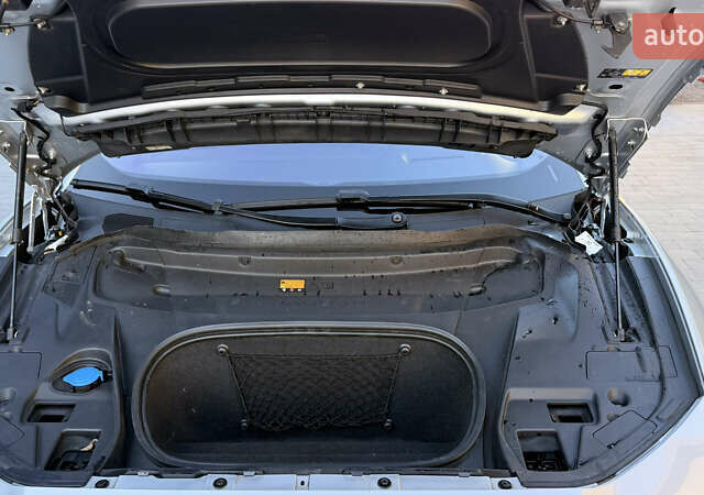 Серый Ягуар I-Pace, объемом двигателя 0 л и пробегом 87 тыс. км за 28000 $, фото 48 на Automoto.ua