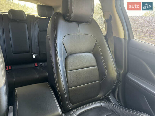 Серый Ягуар I-Pace, объемом двигателя 0 л и пробегом 86 тыс. км за 23599 $, фото 40 на Automoto.ua