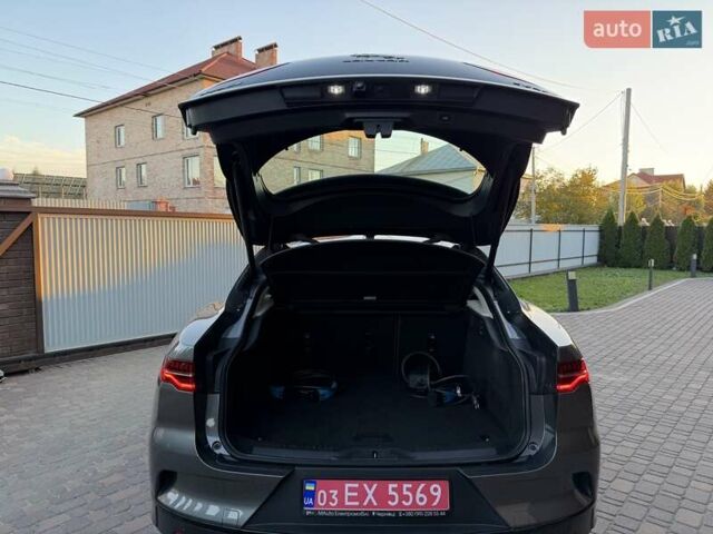 Серый Ягуар I-Pace, объемом двигателя 0 л и пробегом 158 тыс. км за 22700 $, фото 65 на Automoto.ua