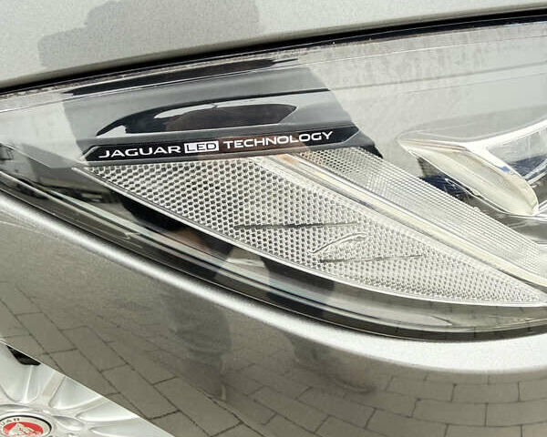 Серый Ягуар I-Pace, объемом двигателя 0 л и пробегом 86 тыс. км за 25500 $, фото 6 на Automoto.ua