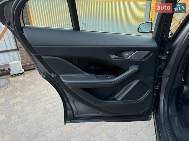 Серый Ягуар I-Pace, объемом двигателя 0 л и пробегом 158 тыс. км за 22700 $, фото 50 на Automoto.ua