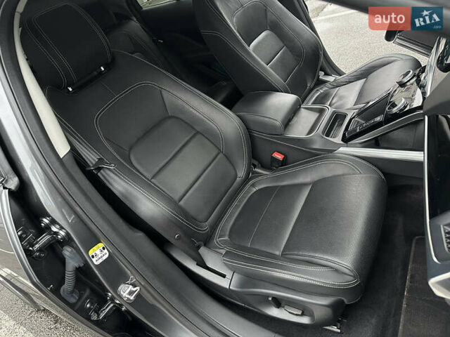 Серый Ягуар I-Pace, объемом двигателя 0 л и пробегом 94 тыс. км за 22900 $, фото 52 на Automoto.ua