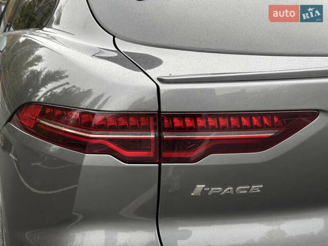 Серый Ягуар I-Pace, объемом двигателя 0 л и пробегом 163 тыс. км за 26500 $, фото 42 на Automoto.ua