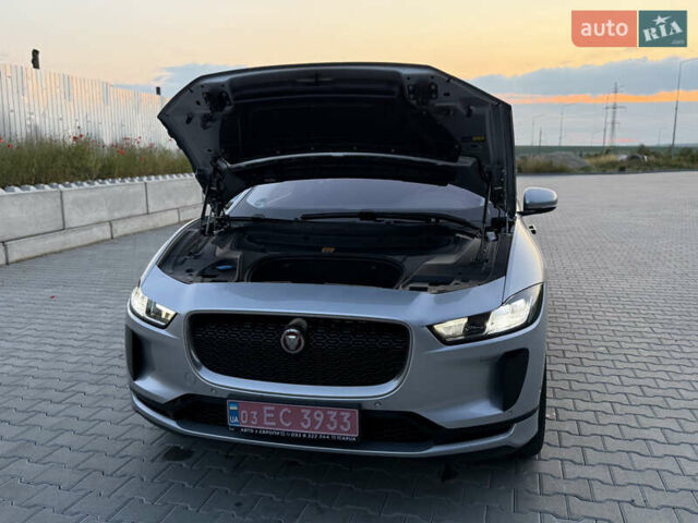 Серый Ягуар I-Pace, объемом двигателя 0 л и пробегом 144 тыс. км за 22900 $, фото 64 на Automoto.ua