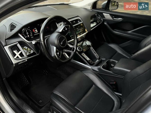 Серый Ягуар I-Pace, объемом двигателя 0 л и пробегом 158 тыс. км за 22950 $, фото 26 на Automoto.ua