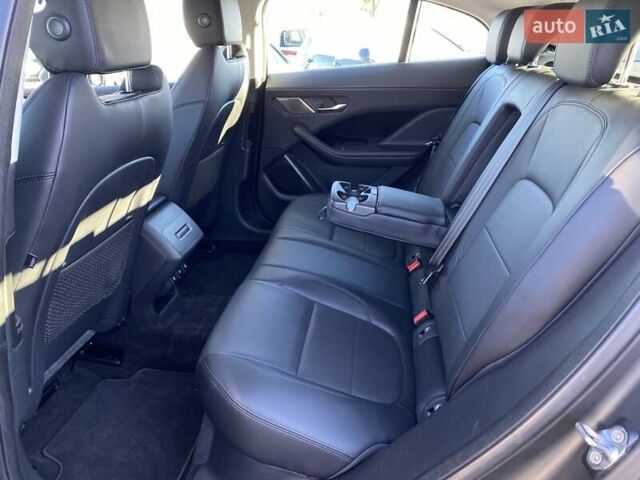 Серый Ягуар I-Pace, объемом двигателя 0 л и пробегом 95 тыс. км за 23900 $, фото 80 на Automoto.ua