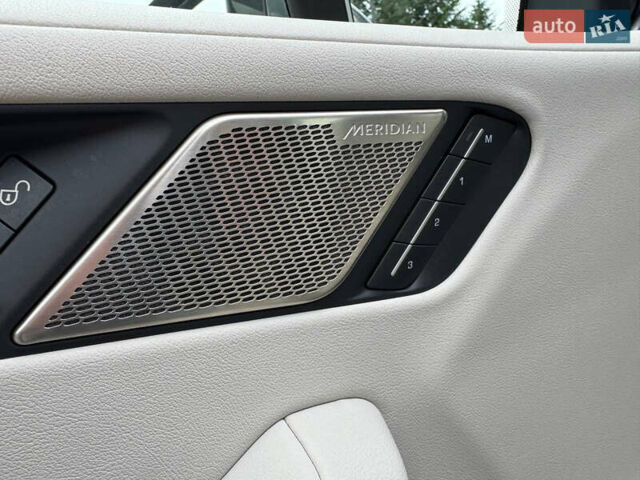 Серый Ягуар I-Pace, объемом двигателя 0 л и пробегом 80 тыс. км за 23900 $, фото 72 на Automoto.ua