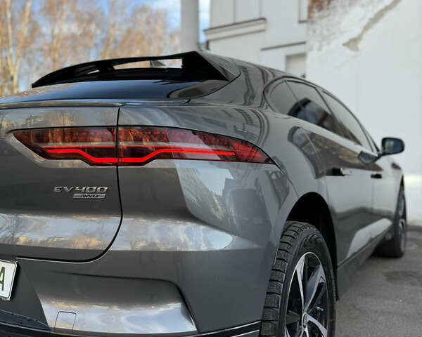 Серый Ягуар I-Pace, объемом двигателя 0 л и пробегом 59 тыс. км за 23850 $, фото 25 на Automoto.ua