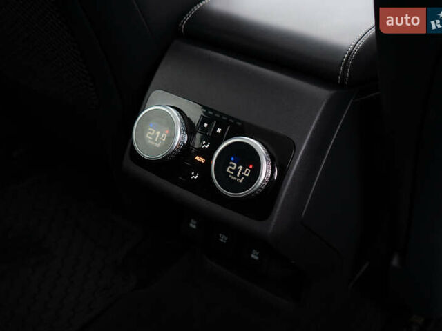 Серый Ягуар I-Pace, объемом двигателя 0 л и пробегом 78 тыс. км за 27000 $, фото 66 на Automoto.ua