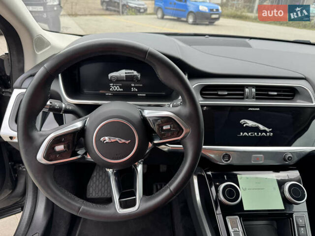Серый Ягуар I-Pace, объемом двигателя 0 л и пробегом 148 тыс. км за 23499 $, фото 42 на Automoto.ua