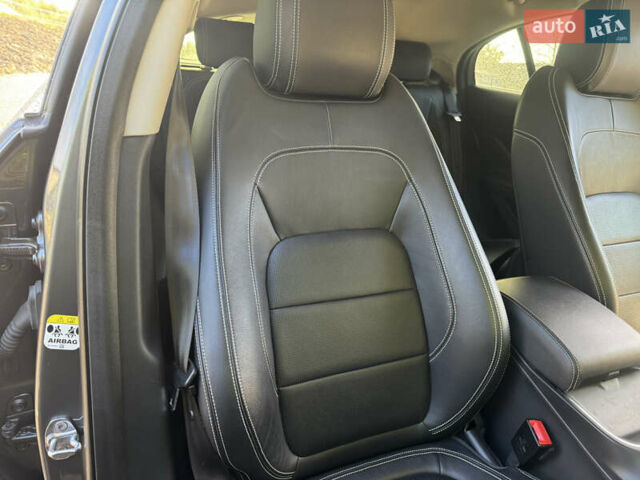 Серый Ягуар I-Pace, объемом двигателя 0 л и пробегом 86 тыс. км за 23599 $, фото 34 на Automoto.ua