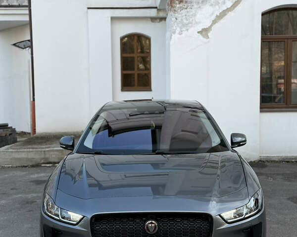 Серый Ягуар I-Pace, объемом двигателя 0 л и пробегом 59 тыс. км за 23850 $, фото 13 на Automoto.ua