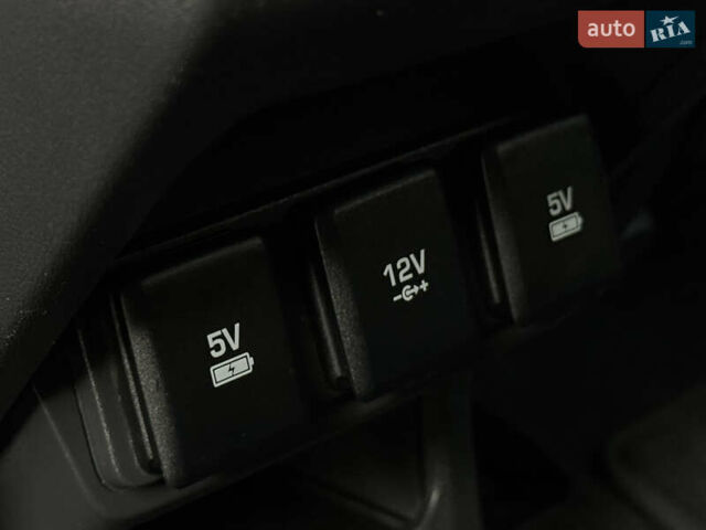 Серый Ягуар I-Pace, объемом двигателя 0 л и пробегом 158 тыс. км за 22950 $, фото 43 на Automoto.ua