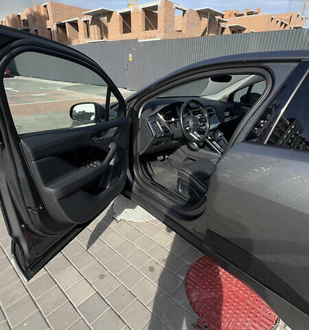 Серый Ягуар I-Pace, объемом двигателя 0 л и пробегом 74 тыс. км за 25500 $, фото 13 на Automoto.ua