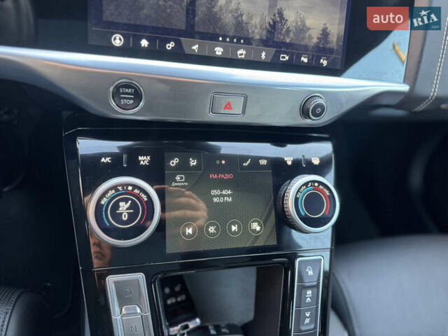 Серый Ягуар I-Pace, объемом двигателя 0 л и пробегом 120 тыс. км за 21499 $, фото 60 на Automoto.ua