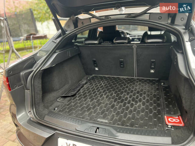 Серый Ягуар I-Pace, объемом двигателя 0 л и пробегом 152 тыс. км за 21500 $, фото 29 на Automoto.ua