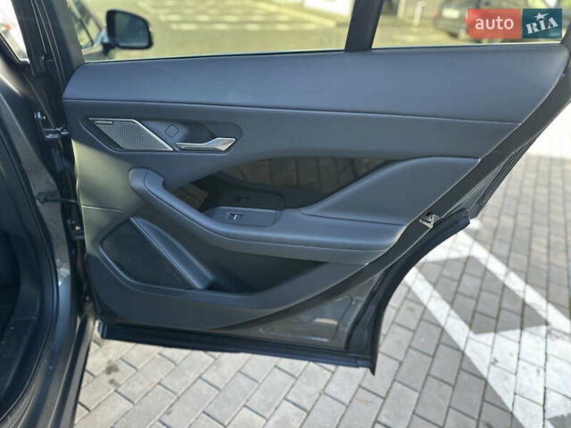 Серый Ягуар I-Pace, объемом двигателя 0 л и пробегом 106 тыс. км за 22900 $, фото 36 на Automoto.ua